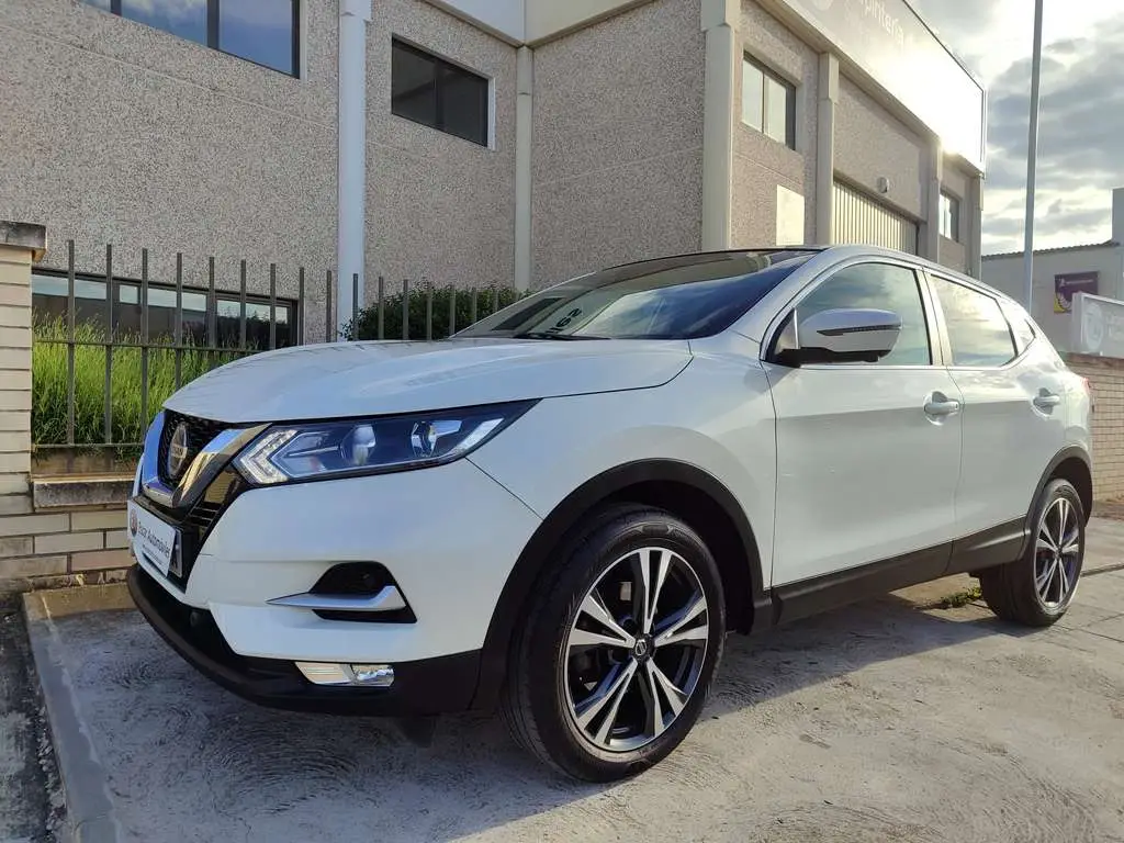 Photo 1 : Nissan Qashqai 2019 Essence