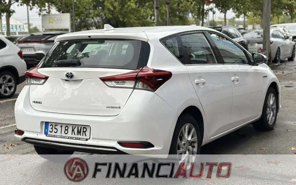 Photo 1 : Toyota Auris 2018 Hybrid