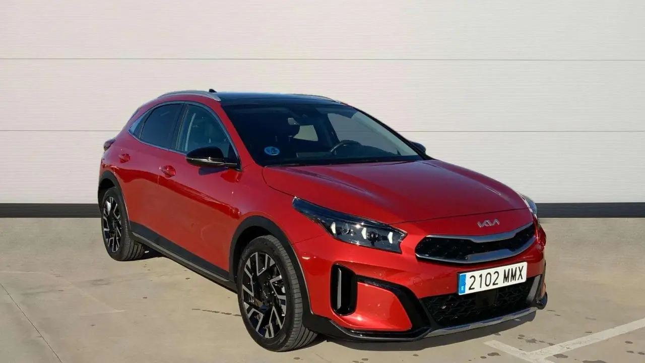 Photo 1 : Kia Xceed 2024 Hybride