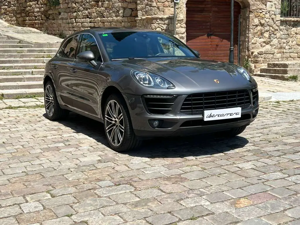 Photo 1 : Porsche Macan 2015 Essence