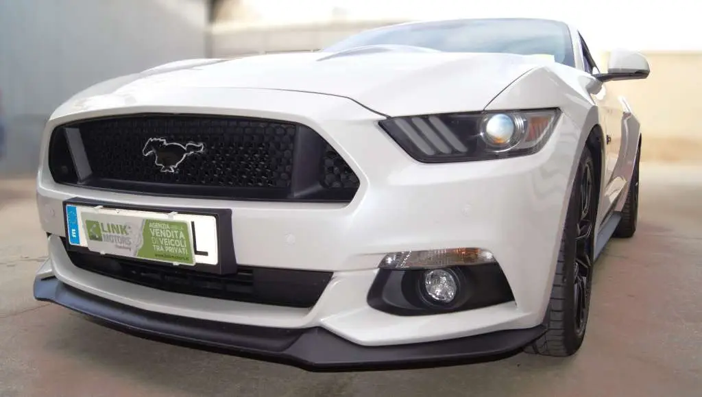 Photo 1 : Ford Mustang 2018 Essence