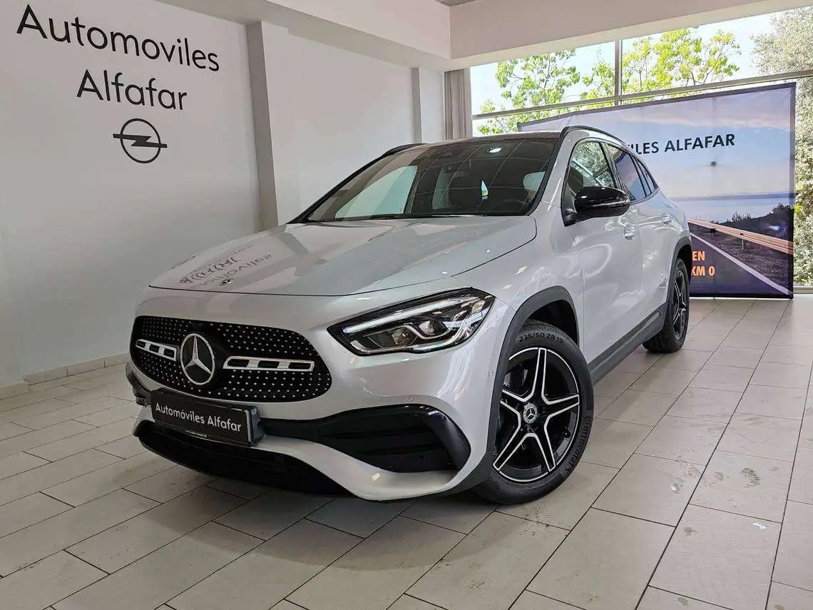 Photo 1 : Mercedes-benz Classe Gla 2023 Hybrid