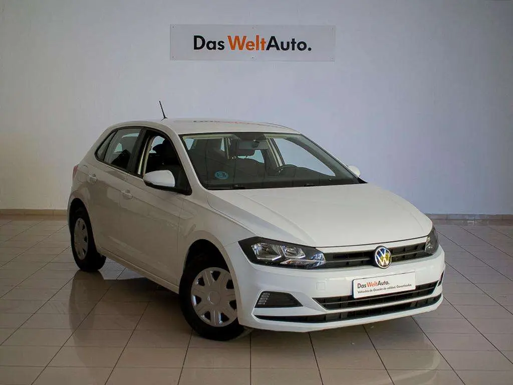 Photo 1 : Volkswagen Polo 2021 Essence