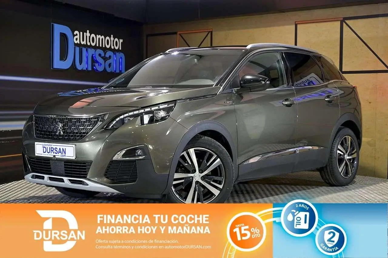 Photo 1 : Peugeot 3008 2020 Diesel