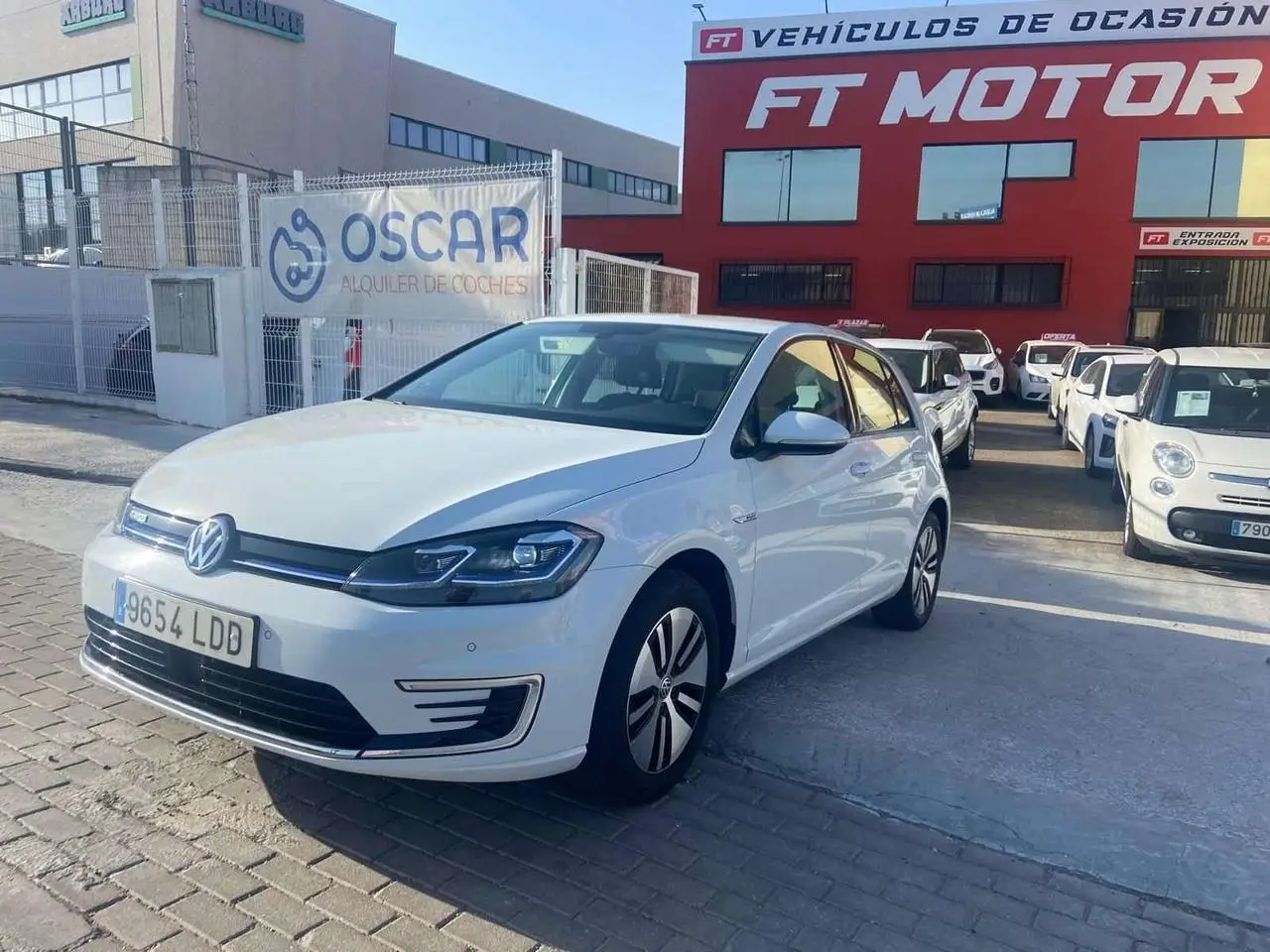 Photo 1 : Volkswagen Golf 2020 Electric