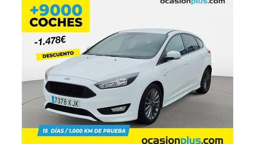 Photo 1 : Ford Focus 2018 Petrol