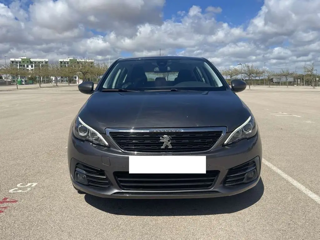 Photo 1 : Peugeot 308 2018 Diesel