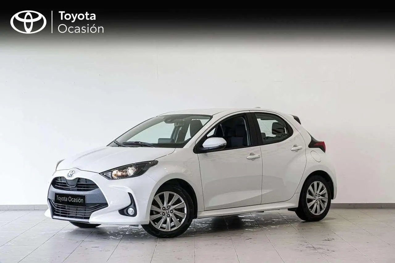 Photo 1 : Toyota Yaris 2023 Hybrid