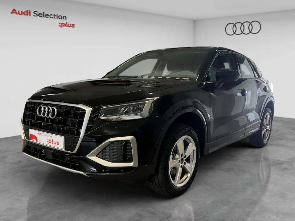 Photo 1 : Audi Q2 2024 Diesel