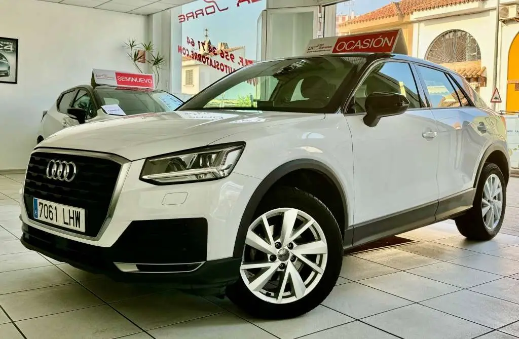 Photo 1 : Audi Q2 2020 Diesel