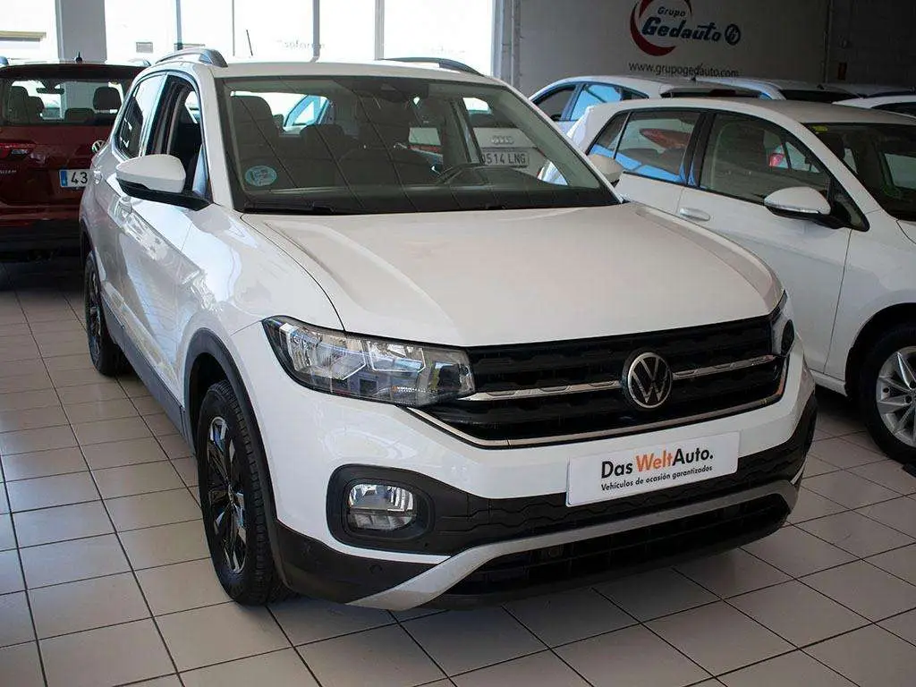 Photo 1 : Volkswagen T-cross 2021 Essence