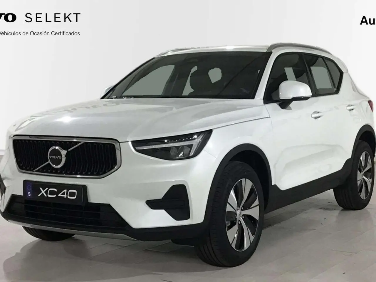 Photo 1 : Volvo Xc40 2024 Essence