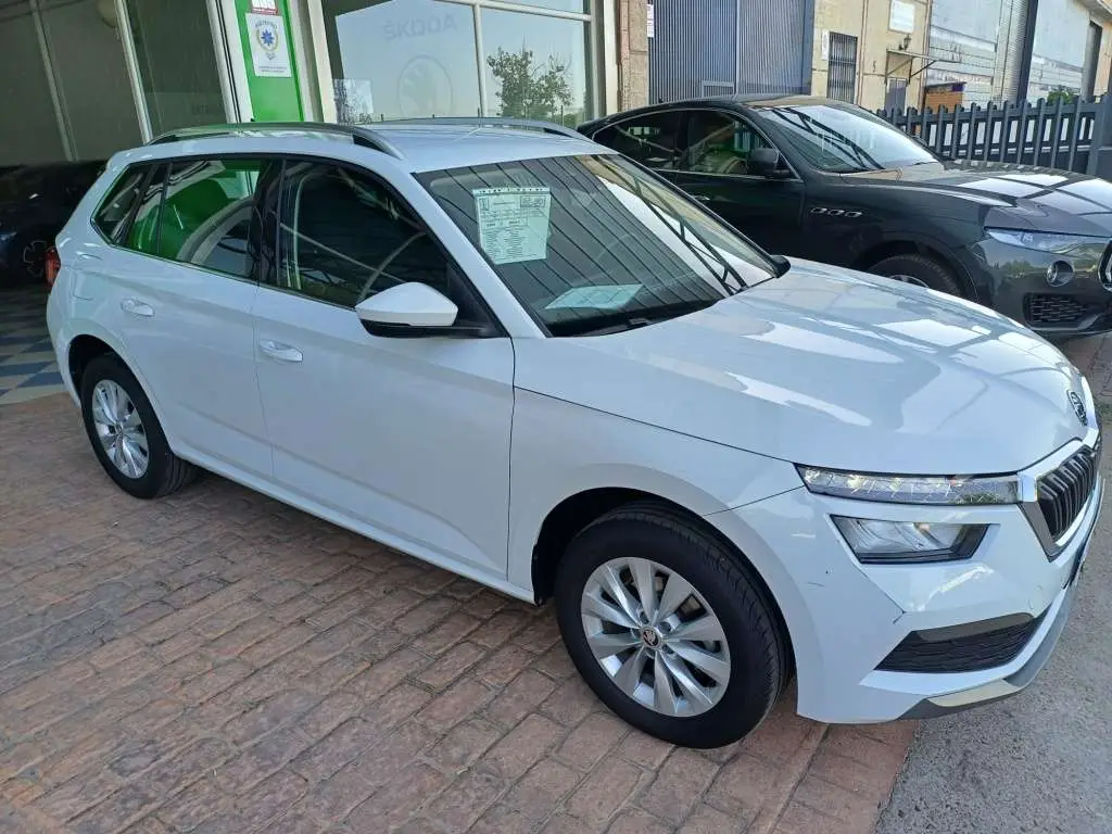 Photo 1 : Skoda Kamiq 2021 Essence