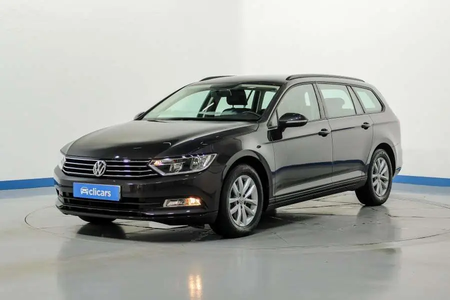 Photo 1 : Volkswagen Passat 2019 Diesel