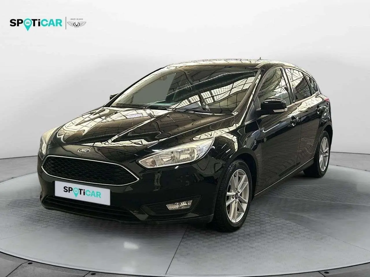 Photo 1 : Ford Focus 2017 Petrol