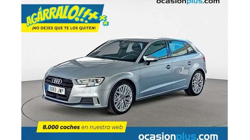 Photo 1 : Audi A3 2017 Petrol