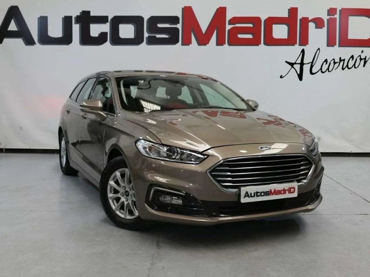 Photo 1 : Ford Mondeo 2020 Hybride