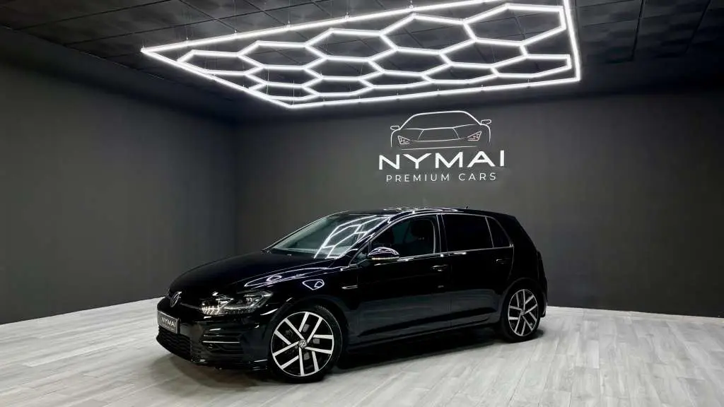 Photo 1 : Volkswagen Golf 2019 Essence