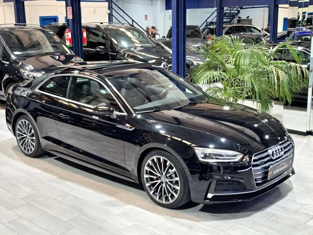 Photo 1 : Audi A5 2017 Diesel