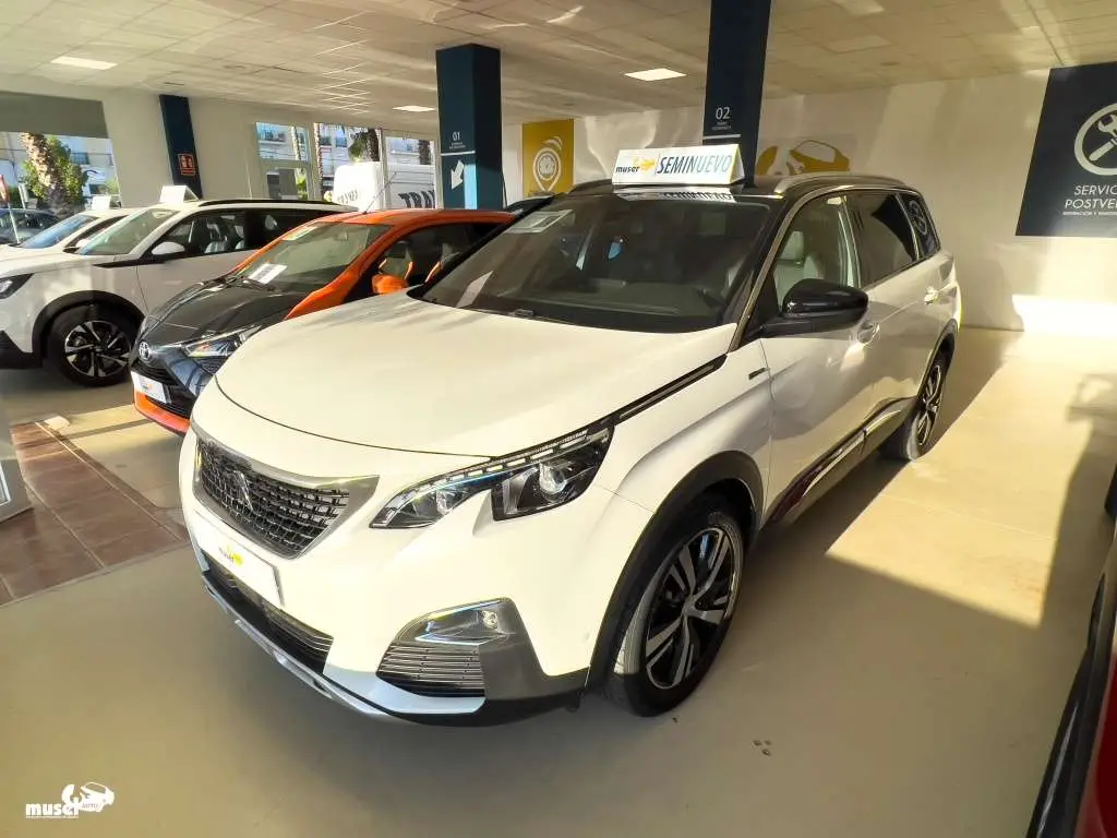 Photo 1 : Peugeot 5008 2018 Diesel