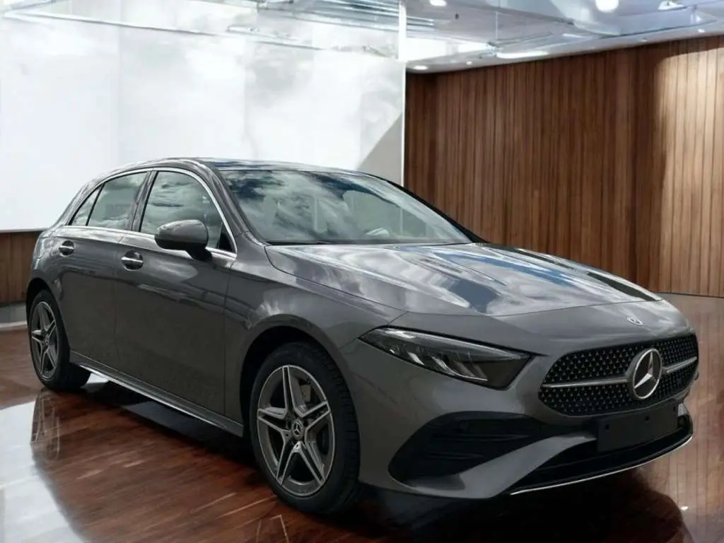 Photo 1 : Mercedes-benz Classe A 2024 Hybride