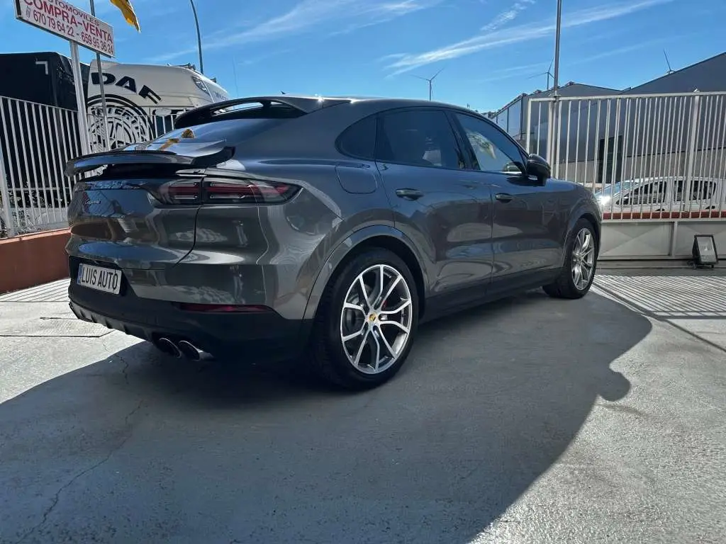 Photo 1 : Porsche Cayenne 2020 Hybride