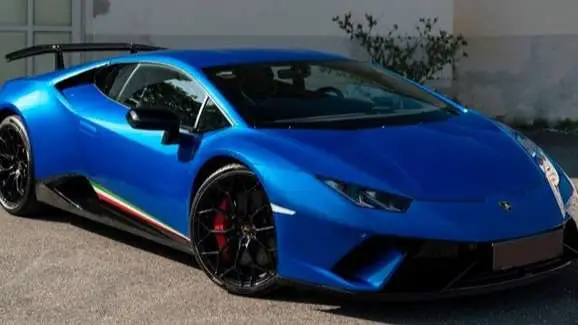 Photo 1 : Lamborghini Huracan 2019 Petrol