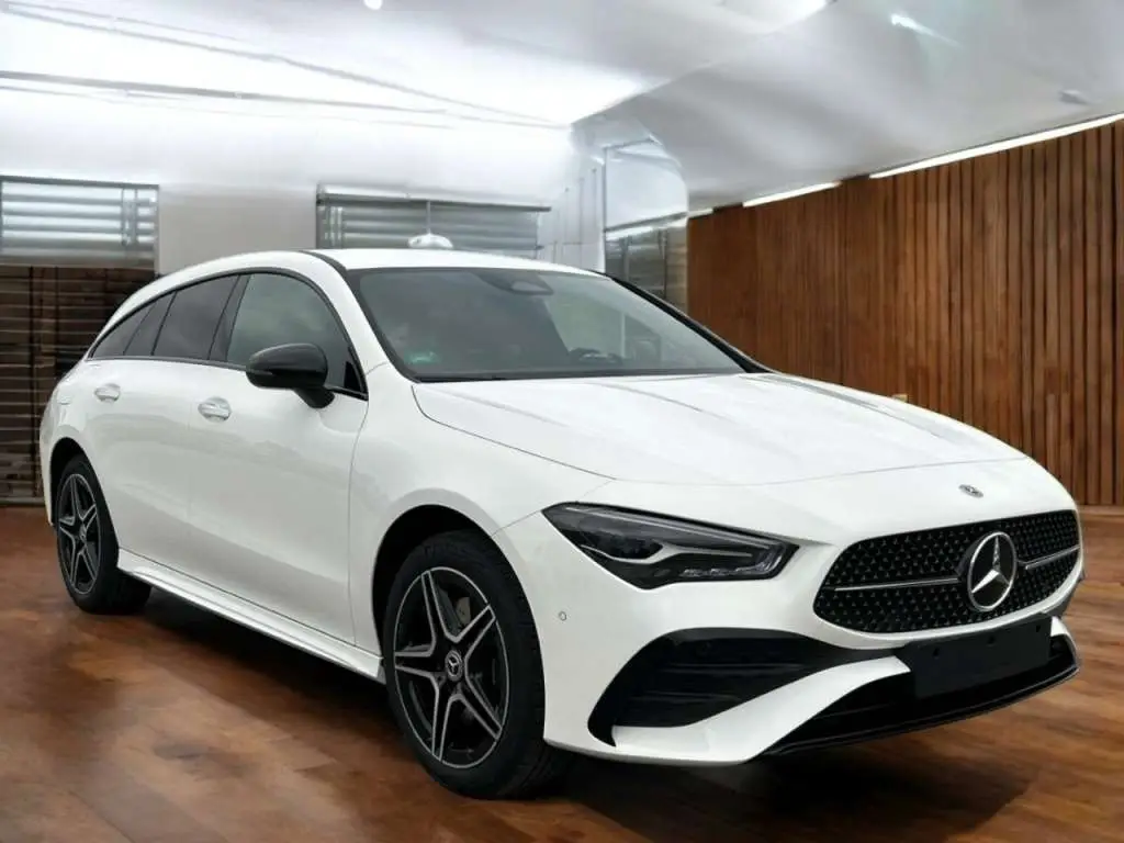 Photo 1 : Mercedes-benz Classe Cla 2024 Hybride