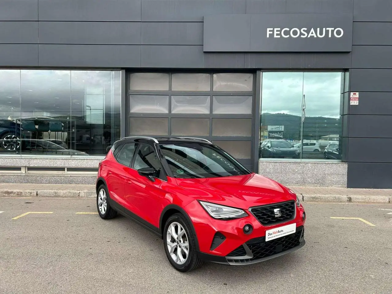 Photo 1 : Seat Arona 2023 Petrol