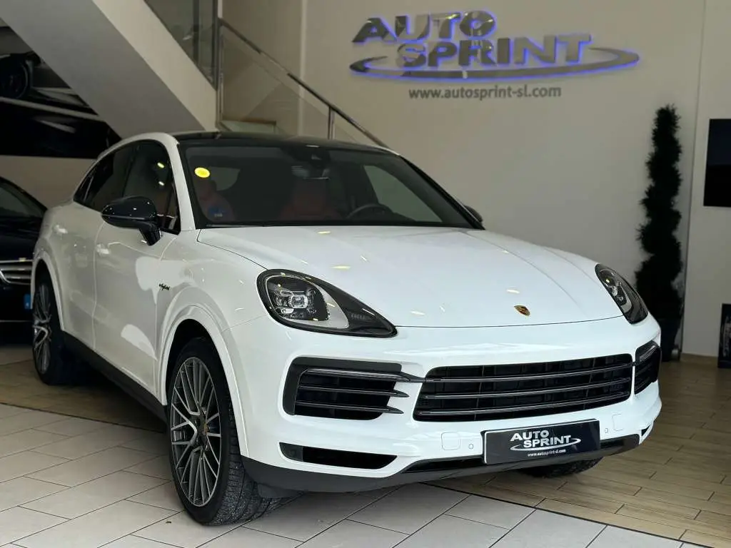 Photo 1 : Porsche Cayenne 2023 Hybride