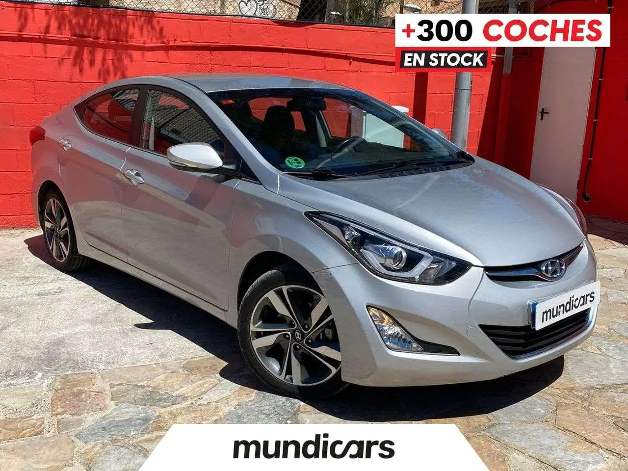 Photo 1 : Hyundai Elantra 2016 Petrol