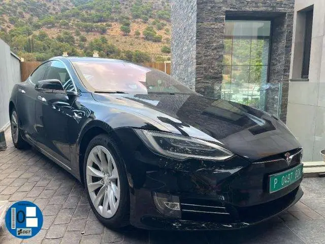 Photo 1 : Tesla Model S 2018 Électrique