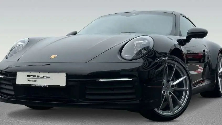 Photo 1 : Porsche 992 2020 Petrol