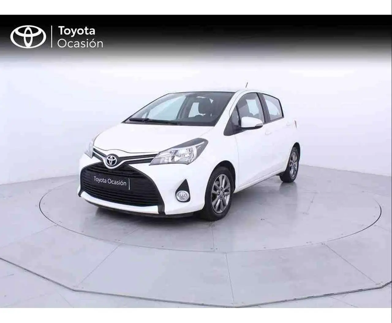 Photo 1 : Toyota Yaris 2017 Petrol