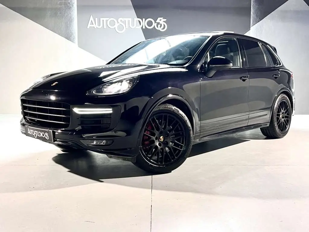 Photo 1 : Porsche Cayenne 2016 Petrol