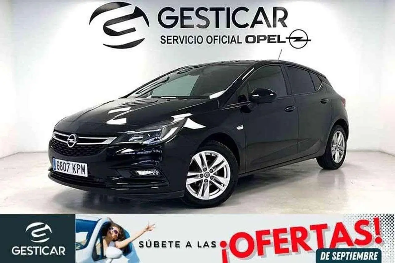 Photo 1 : Opel Astra 2018 Essence