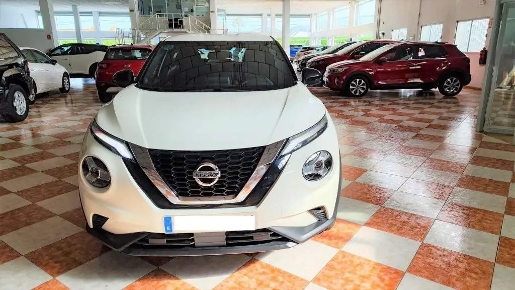 Photo 1 : Nissan Juke 2020 Essence