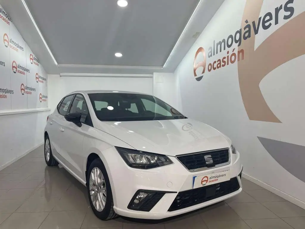 Photo 1 : Seat Ibiza 2023 Petrol