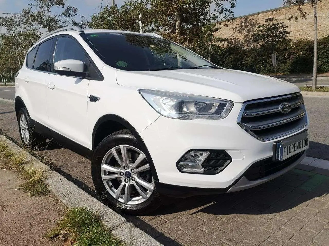 Photo 1 : Ford Kuga 2019 Essence