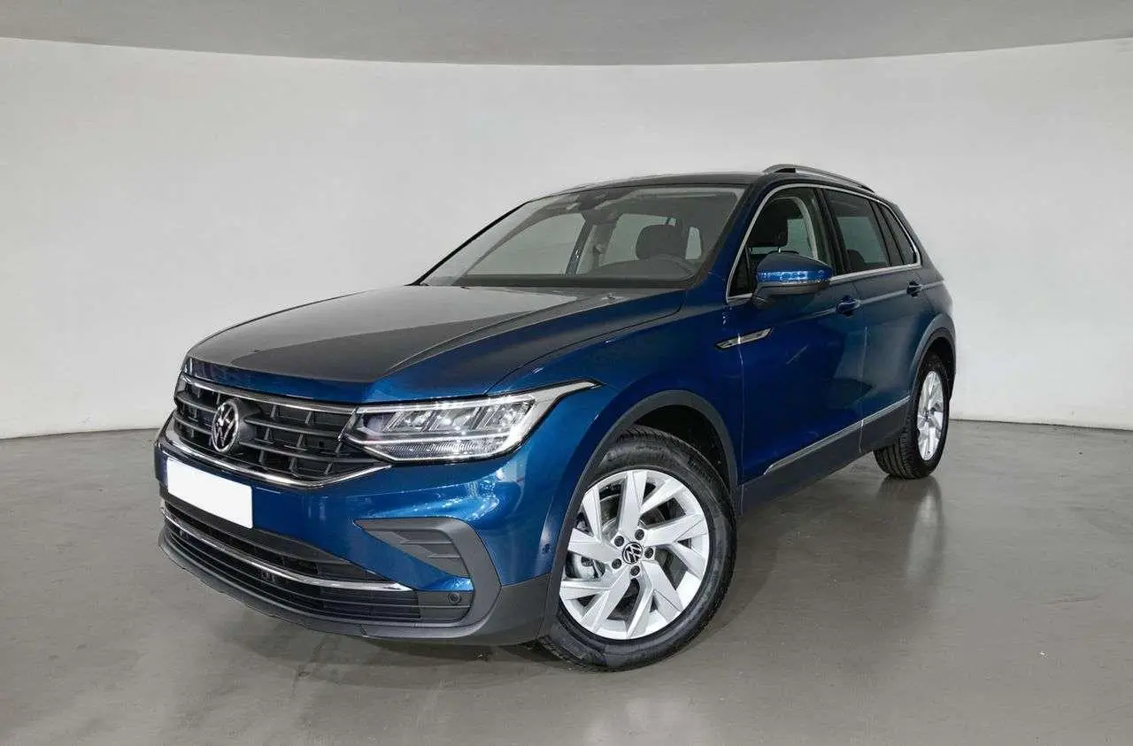 Photo 1 : Volkswagen Tiguan 2022 Essence