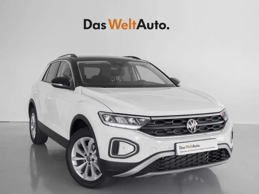 Photo 1 : Volkswagen T-roc 2024 Essence