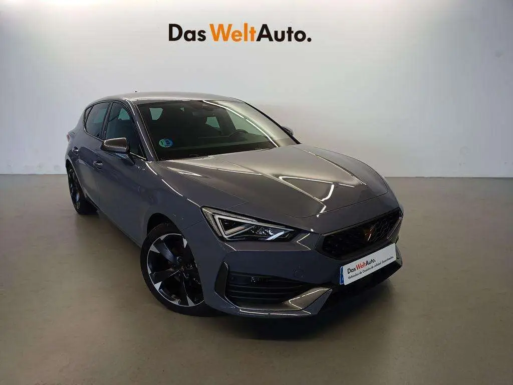 Photo 1 : Cupra Leon 2023 Petrol