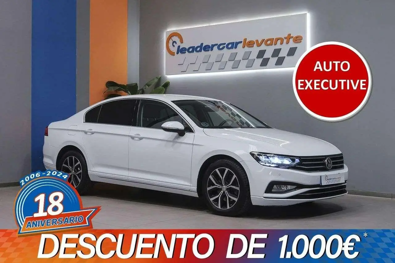 Photo 1 : Volkswagen Passat 2020 Diesel