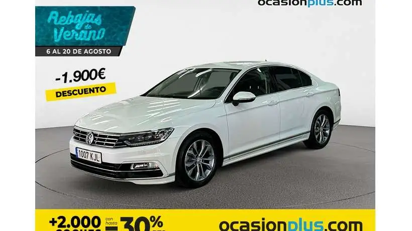 Photo 1 : Volkswagen Passat 2018 Diesel