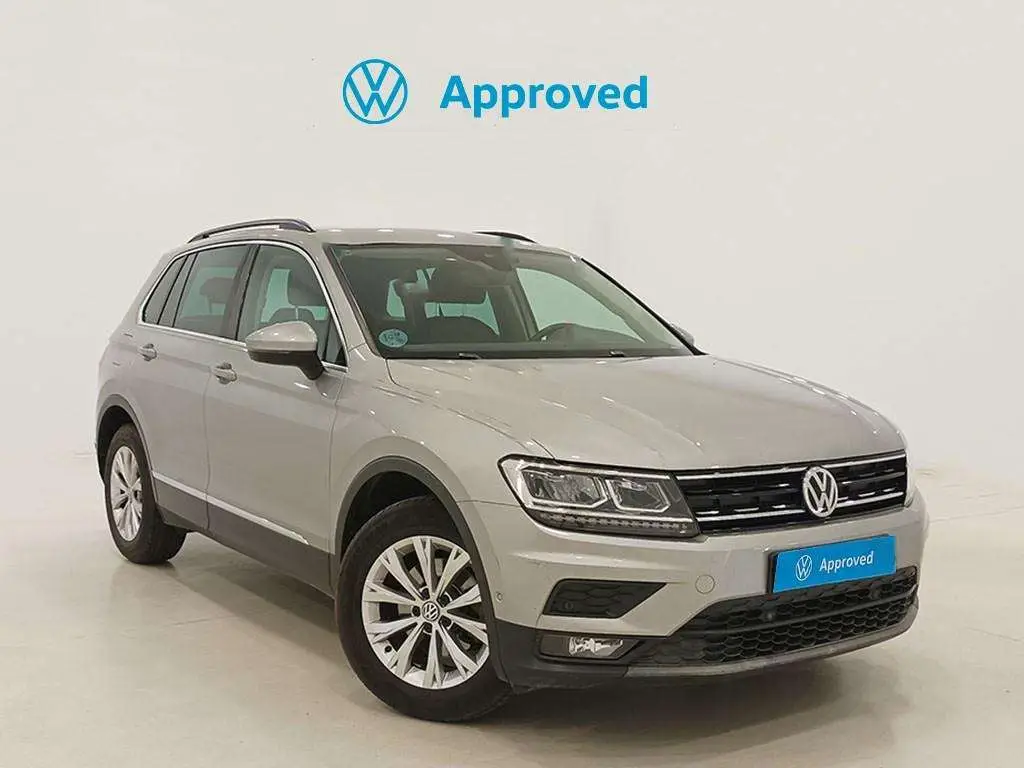 Photo 1 : Volkswagen Tiguan 2019 Petrol