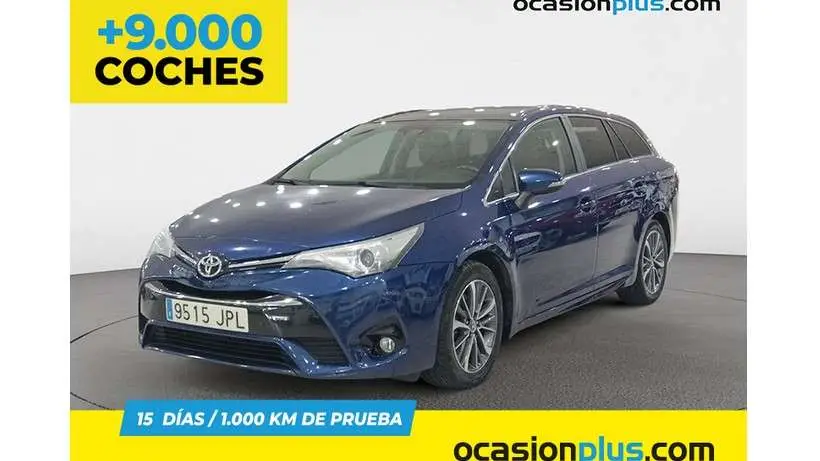 Photo 1 : Toyota Avensis 2016 Diesel