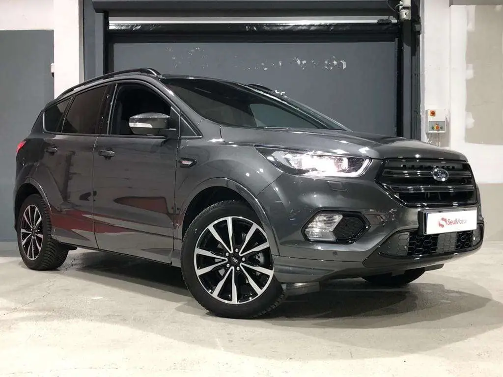 Photo 1 : Ford Kuga 2017 Diesel