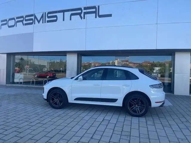 Photo 1 : Porsche Macan 2019 Petrol