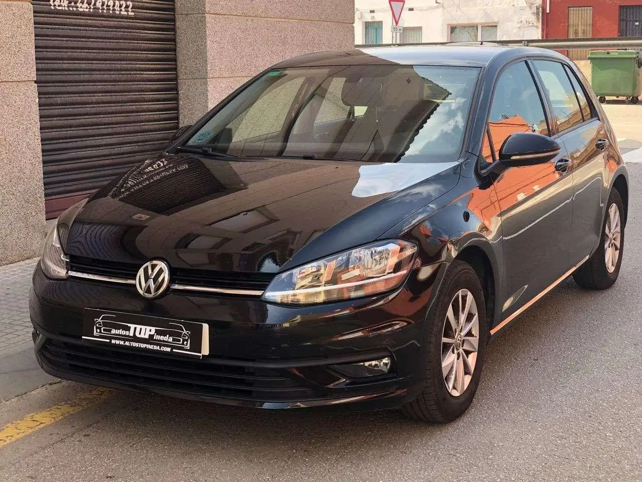 Photo 1 : Volkswagen Golf 2019 Petrol