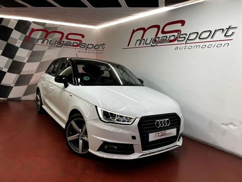 Photo 1 : Audi A1 2017 Petrol